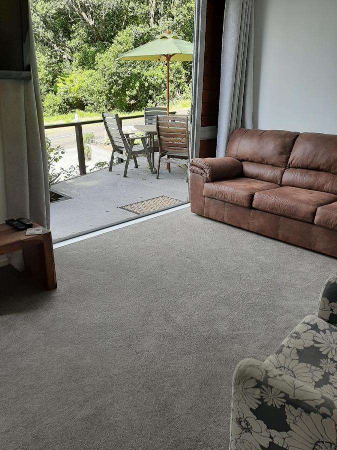 Ohiwa Beach Apartments/ Motel Opotiki Exteriör bild